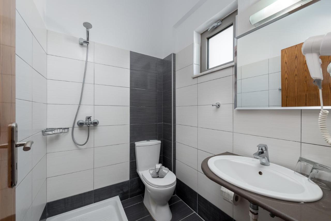 Hotel Zanetos Prassonissi Esterno foto